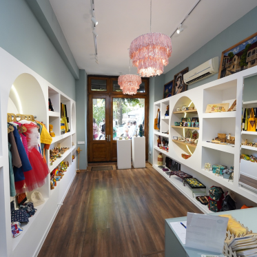 social enterprise shop/showroom "Eski"